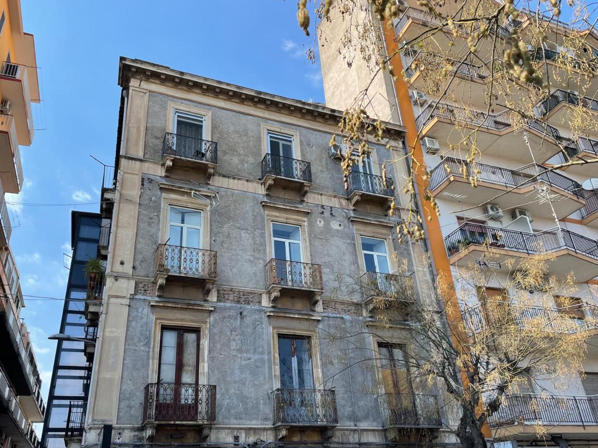 Historic Center New Apartment - Catania Stays المظهر الخارجي الصورة